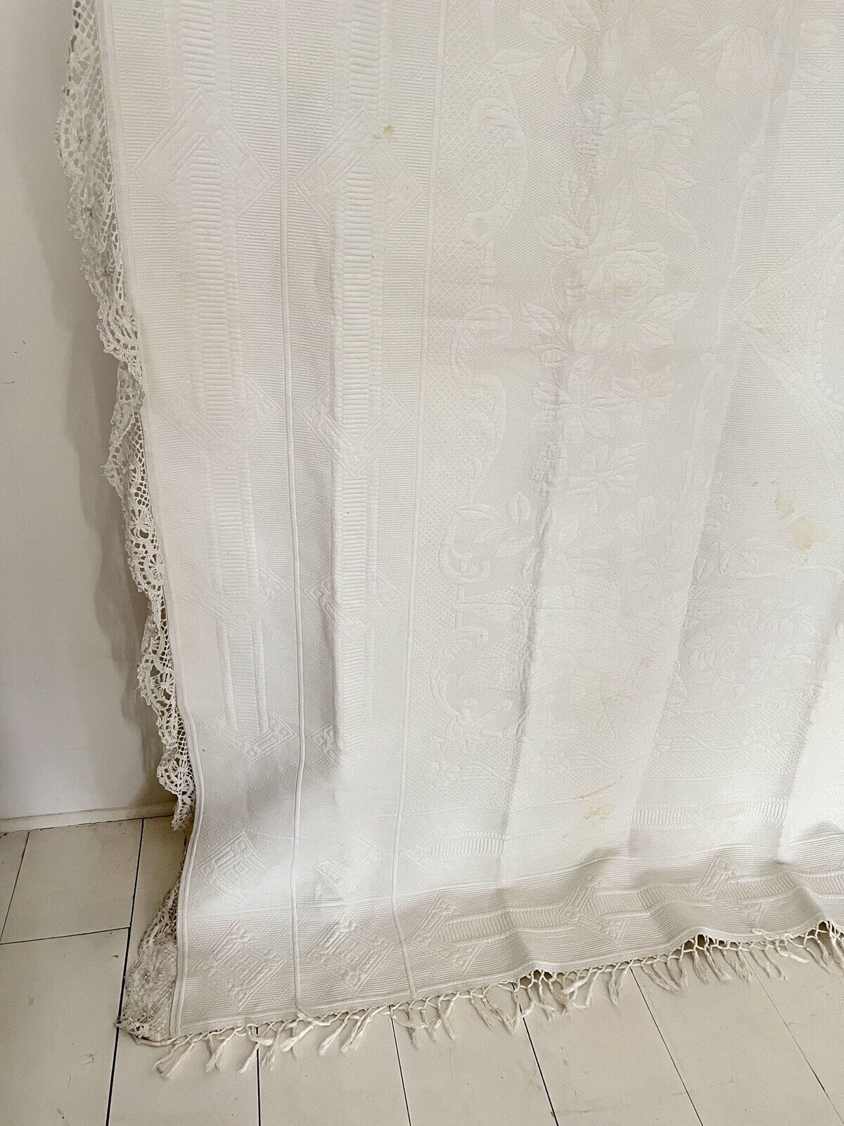 Antique LARGE French BRIDE PIQUE DE PROVENCE bed COVERLET LACE TRIM c1930