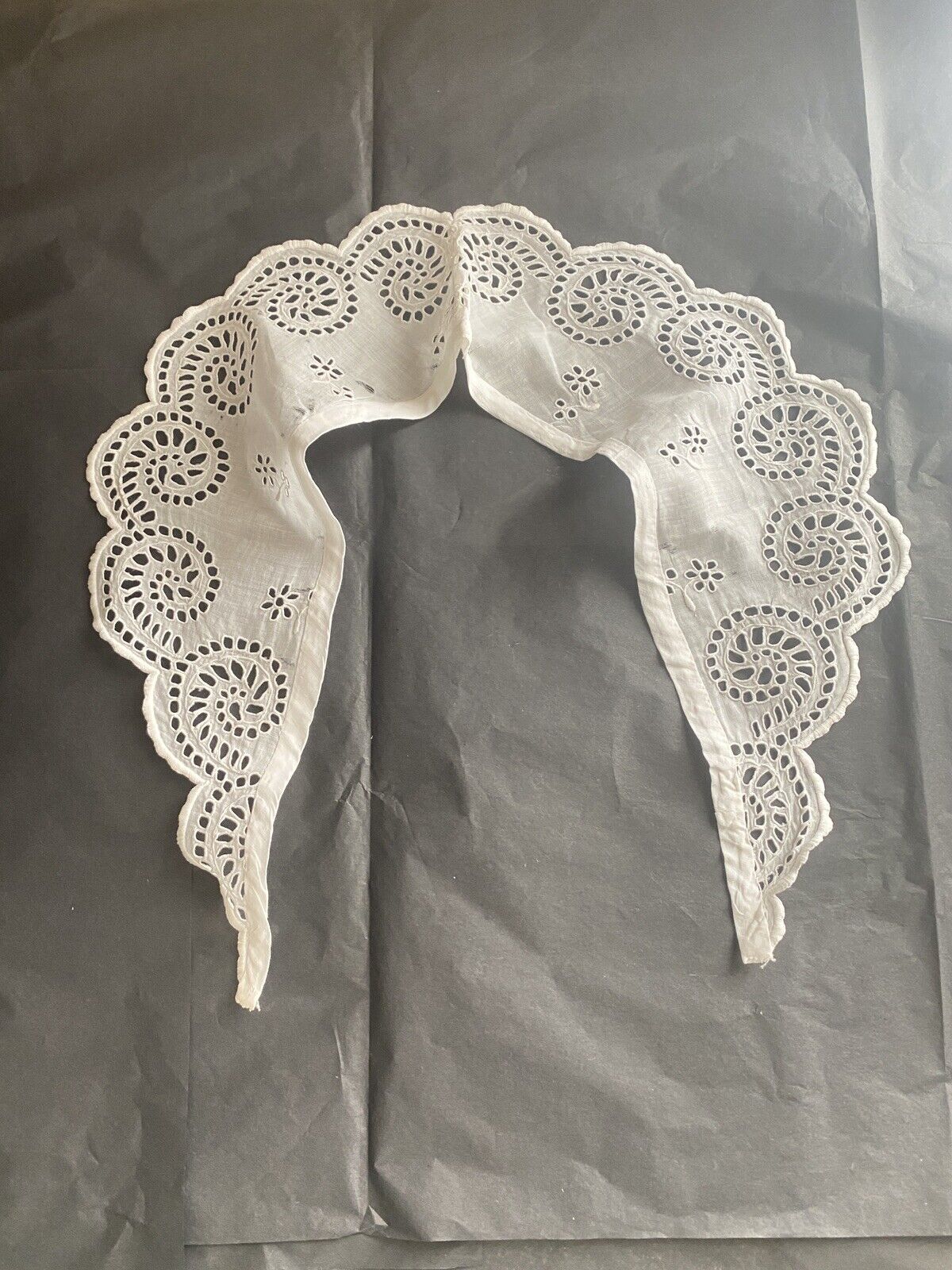 Antique French RICHELIEU embroideries LACE COLLAR c1900