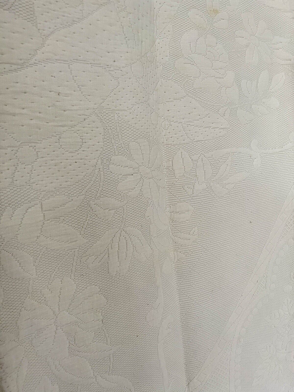 Antique LARGE French BRIDE PIQUE DE PROVENCE bed COVERLET LACE TRIM c1930