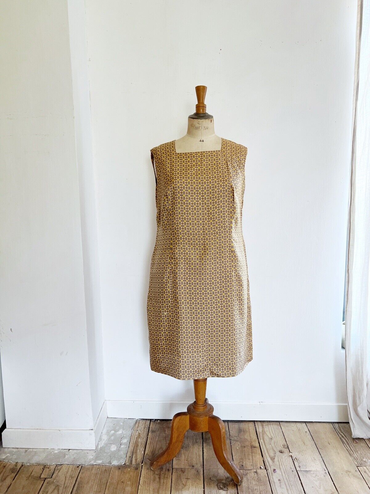 Vintage French satin DRESS from Lyon gold TIE PRINT c1950