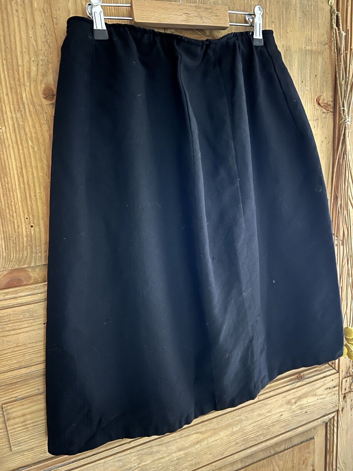 Vintage French ribbed WOOL skirt c1940