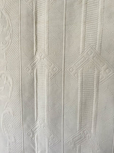 Antique LARGE French BRIDE PIQUE DE PROVENCE bed COVERLET LACE TRIM c1930