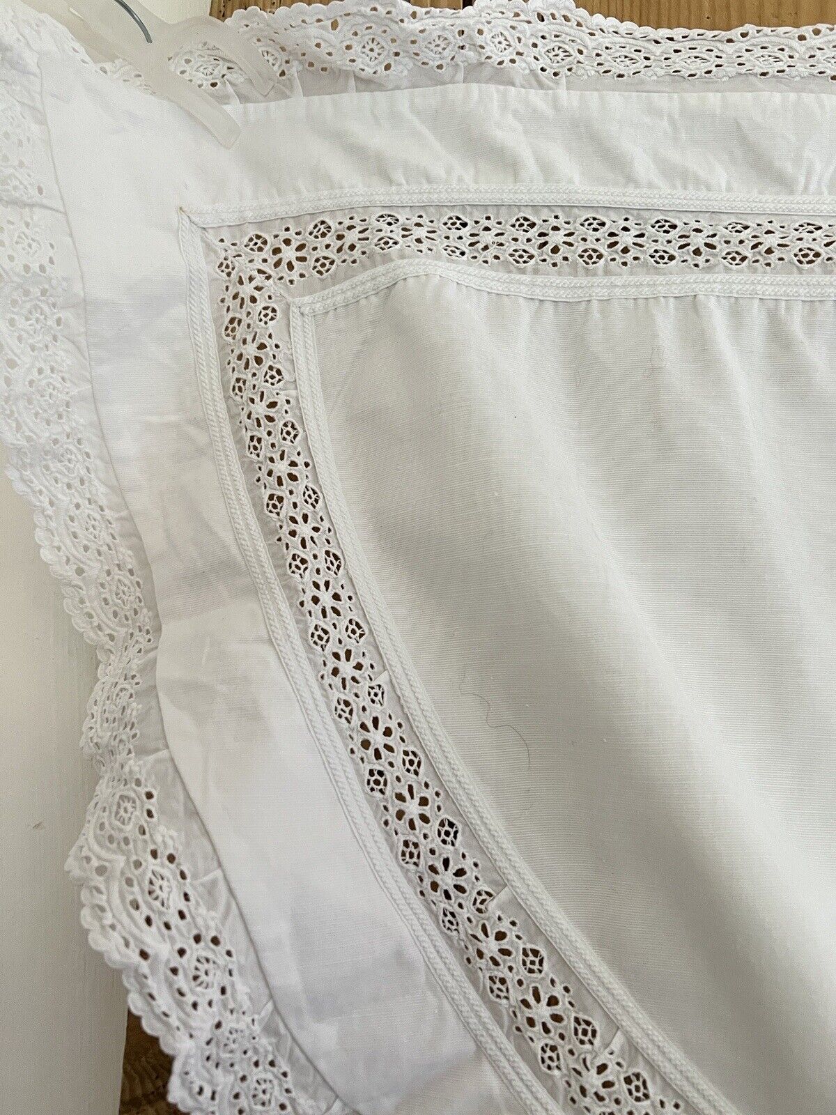 Vintage French LITURGIC VALANCE mantelpiece cotton EYELET LACE entredeux c1950