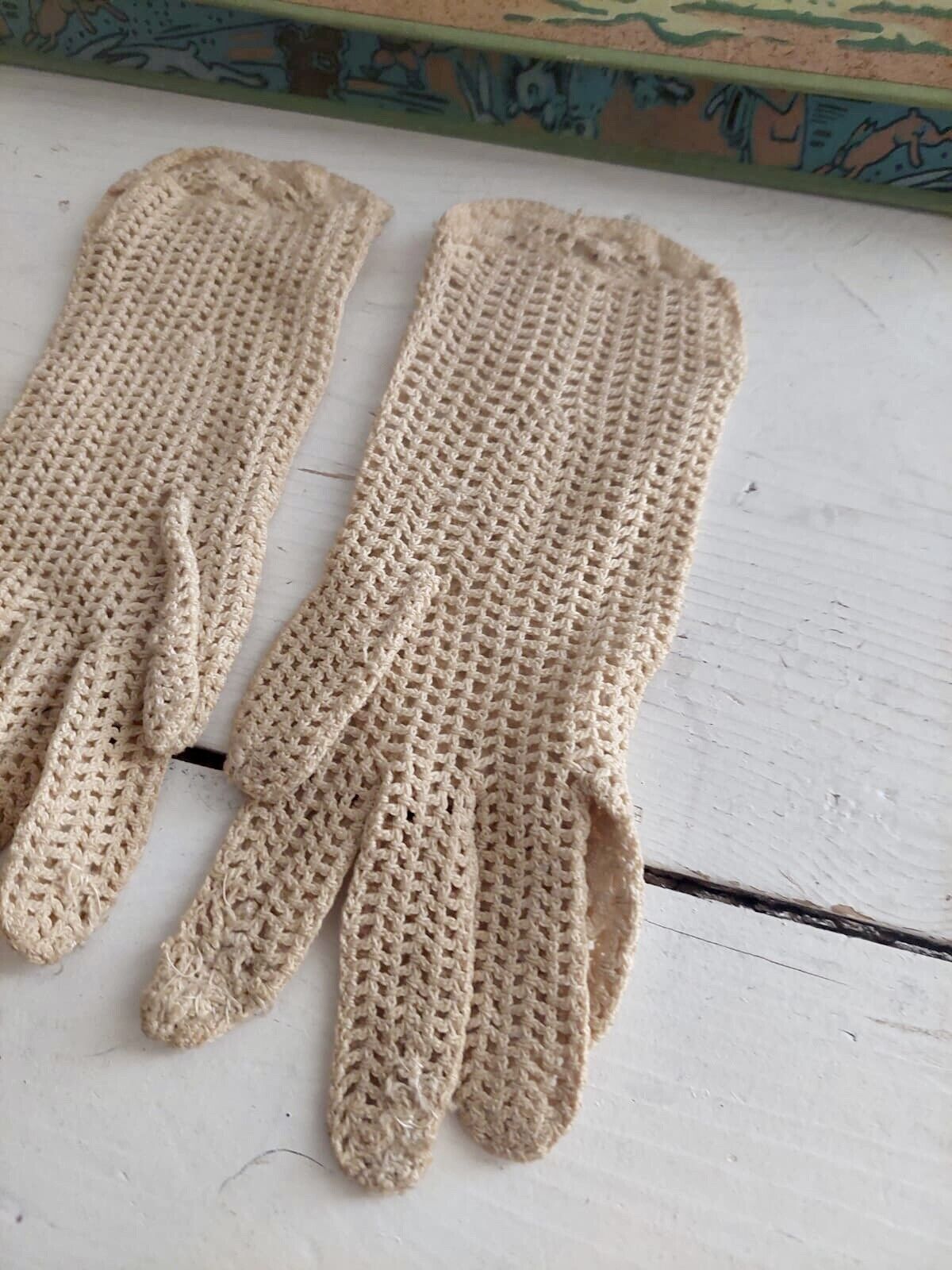 Antique VICTORIAN EDWARDIAN French crocheted cotton GLOVES  LACE c1880