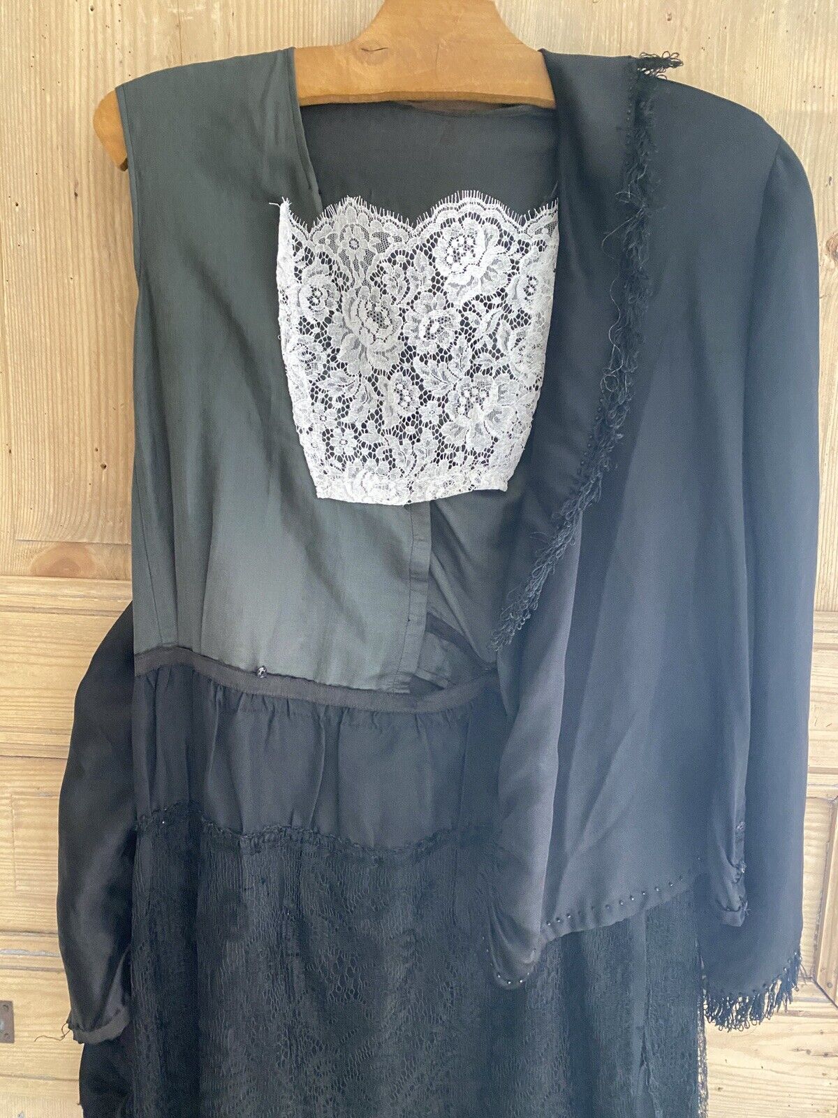 Années Folles French black SILK DRESS & BLOUSE SHAWL c1920