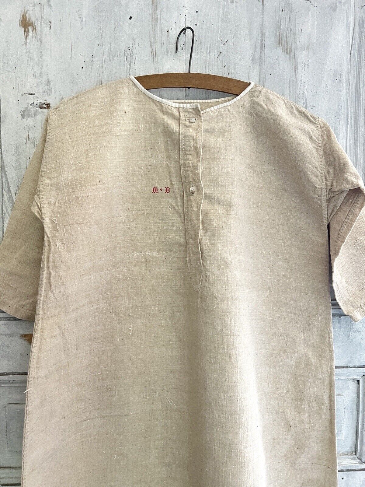 Rare PRIMITIVE unused French heavy oatmeal LINEN nightshirt MB mono c1820