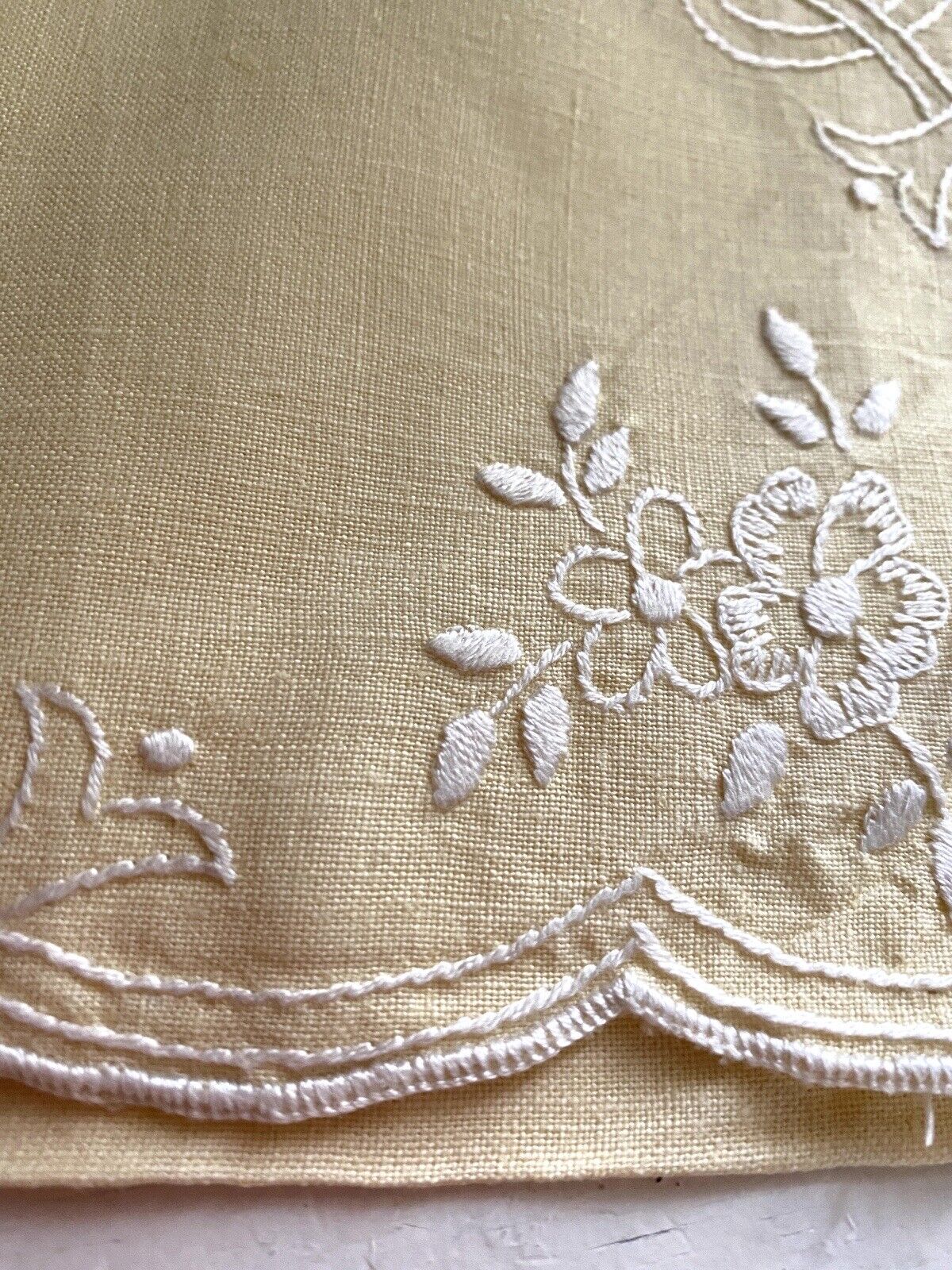 Vintage French cotton EMBROIDERED LINGERIE BAG festons  c1930