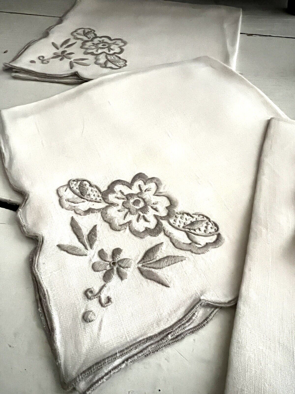 SET 6 vintage French LINEN TEA NAPKINS  gray FLORAL embroideries c1950