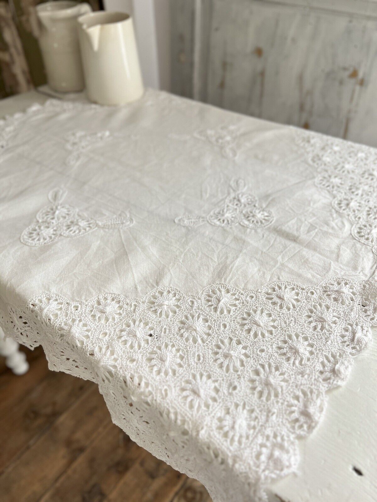 Vintage French EMBROIDERED filet lace LINEN tea TABLECLOTH c1930