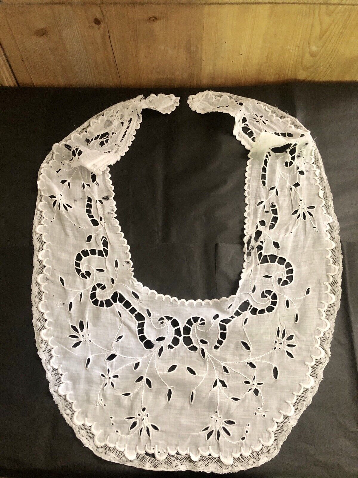 Antique French RICHELIEU embroideries LACE COLLAR c1900