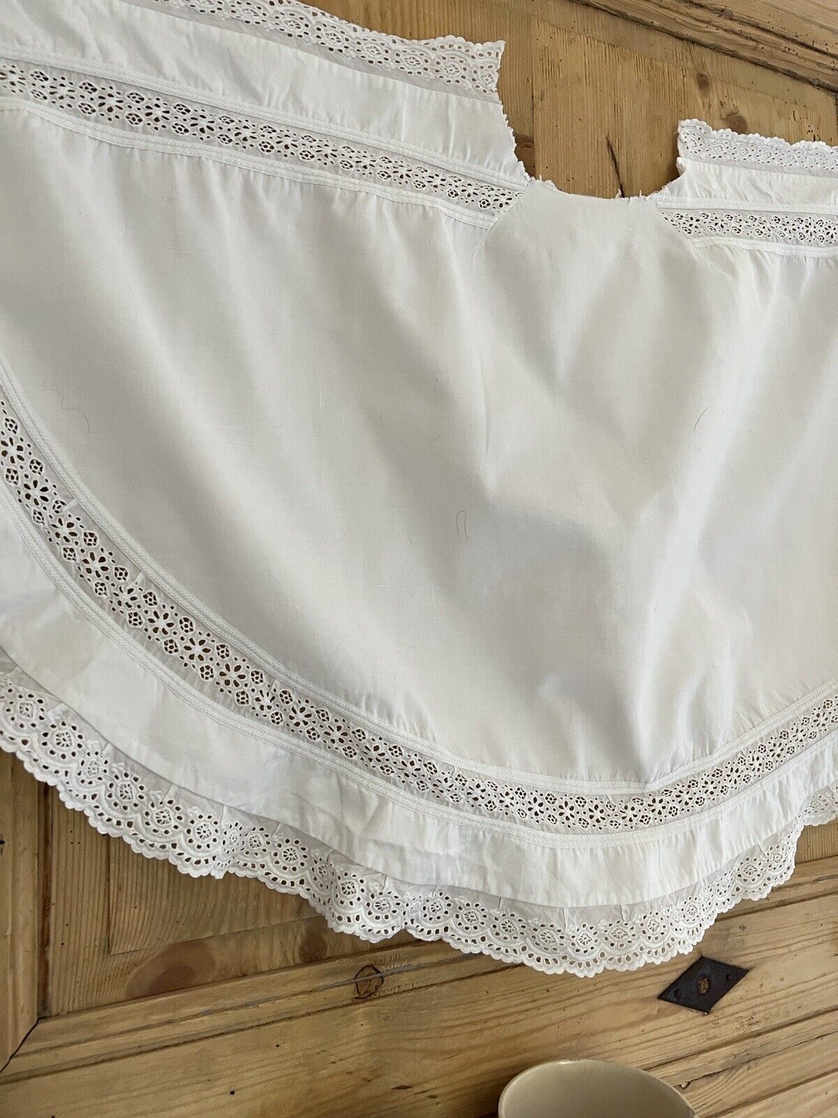 Vintage French LITURGIC VALANCE mantelpiece cotton EYELET LACE entredeux c1950