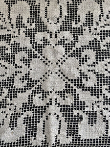 Vintage French cotton DOILY napperon FILET LACE fleurs de lys FRINGES TRIM c1950