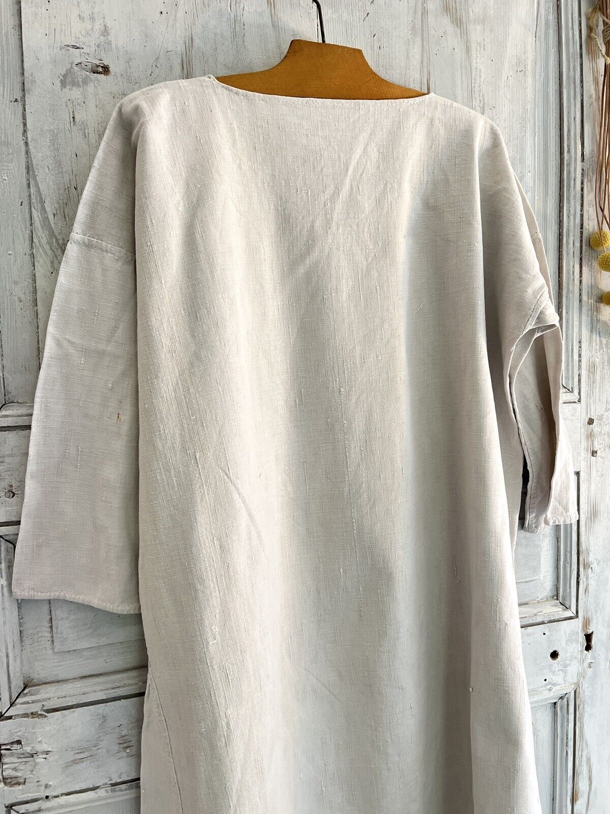 Antique French PRIMITIVE pure FLOPPY LINEN nightshirt c1830