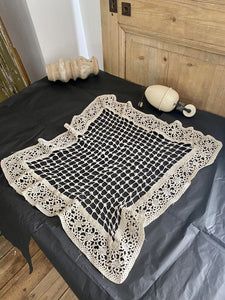 Vintage French filet lace DOILY cotton napperon net c1930