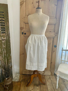 Vintage French service PINTUCKS POPLIN COTTON APRON work wear openworks c1930