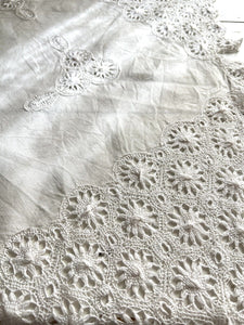 Vintage French EMBROIDERED filet lace LINEN tea TABLECLOTH c1930