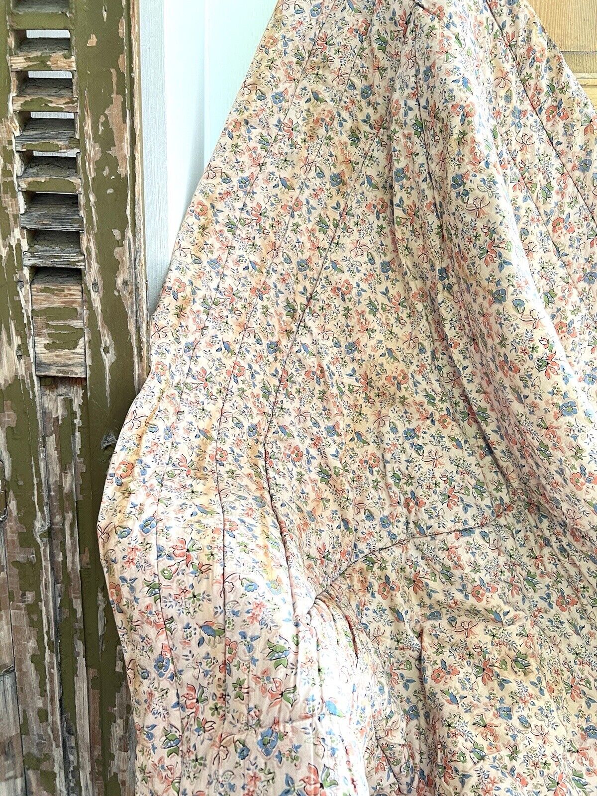 Antique French floral QUILT piqué de Marseille pale PINK decor c1850