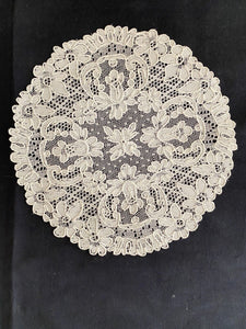 BUNDLE 5 LARGE vintage French FILET LACE DOILIES napperon CRAFT c1930