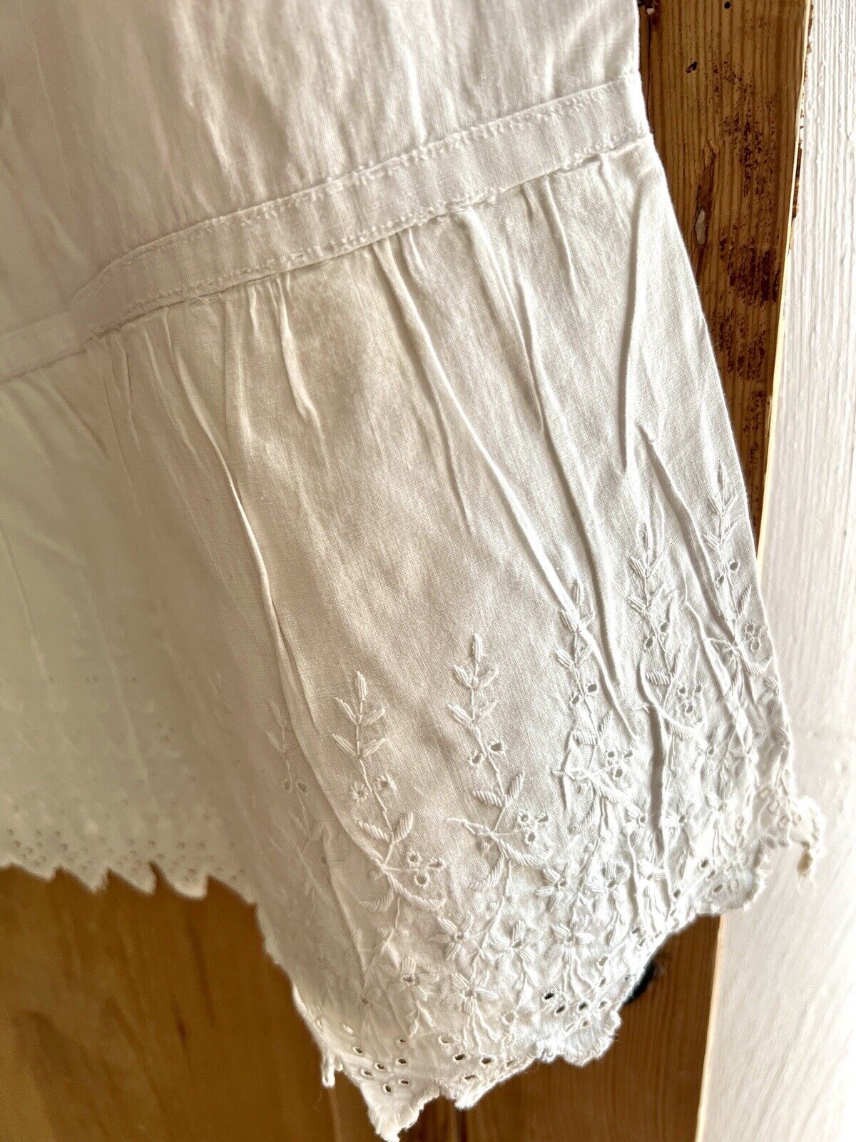 Antique French LONG VICTORIAN cotton PETTICOAT broderies anglaises FRILLS c1900