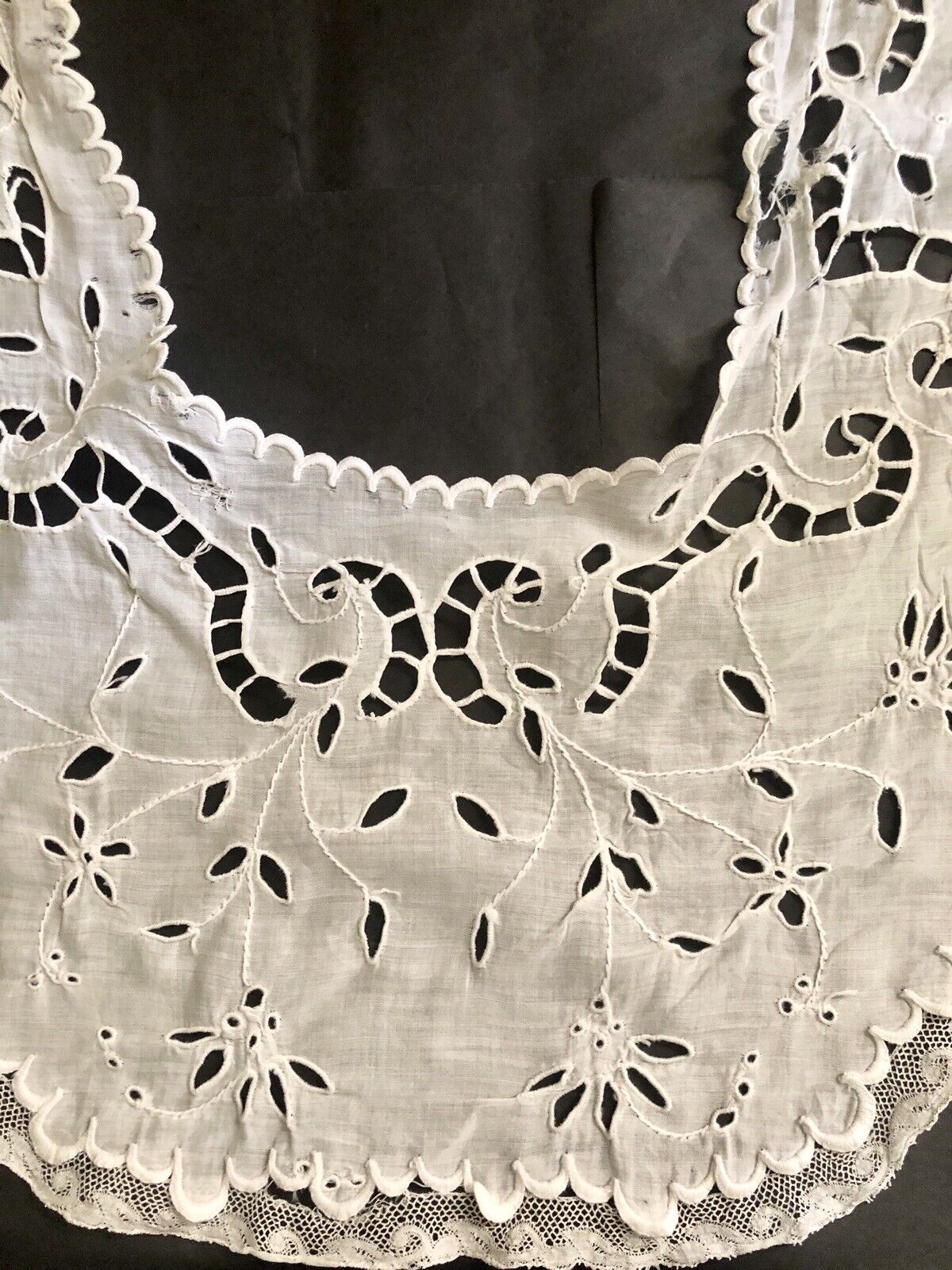 Antique French RICHELIEU embroideries LACE COLLAR c1900