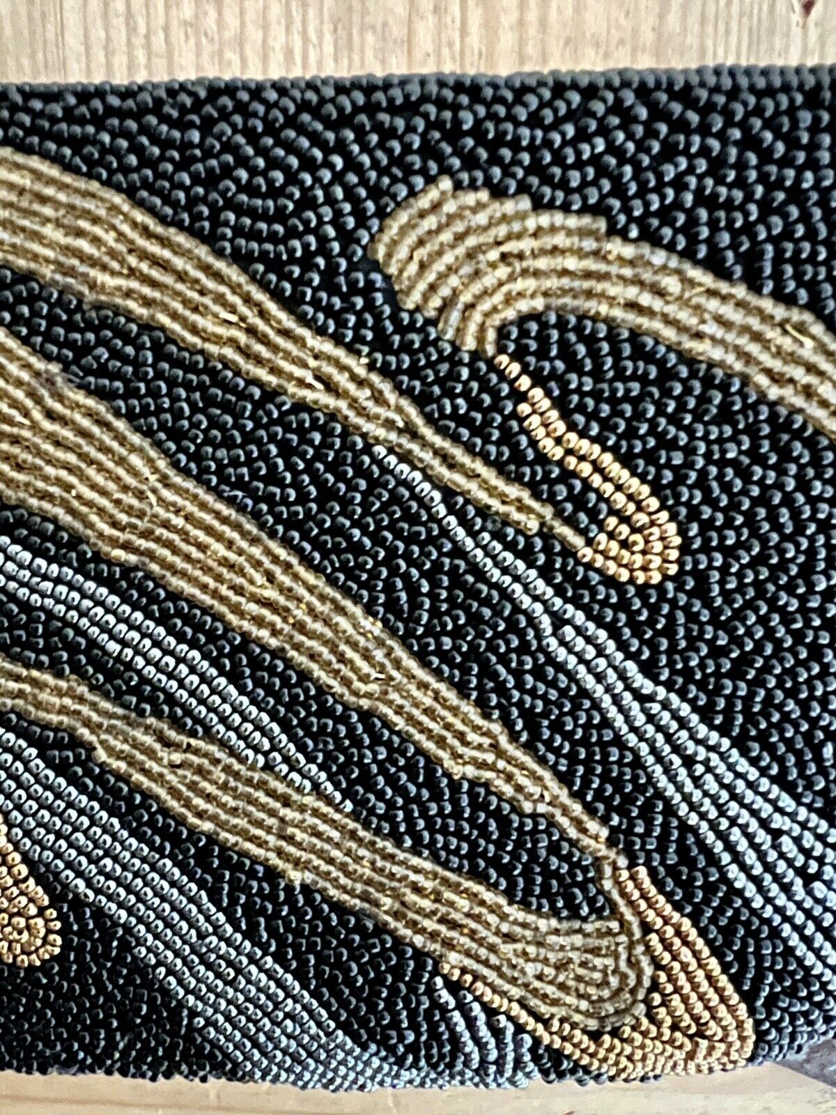 Art Deco French EMBROIDERED BEADED PEARL BAG MINAUDIÈRE c1930