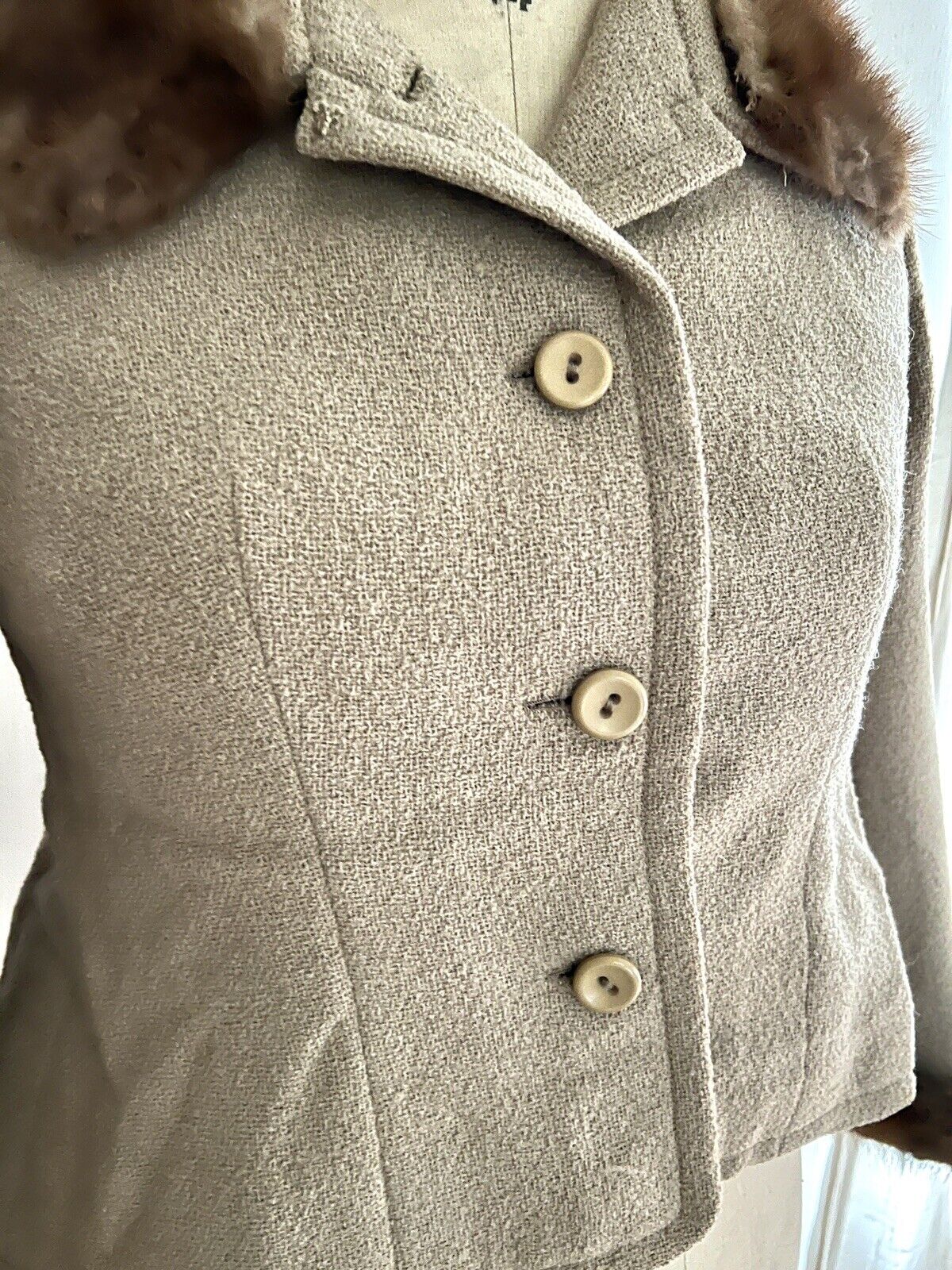 Vintage French woman beige wool spencer JACKET MINK FUR collar c1950