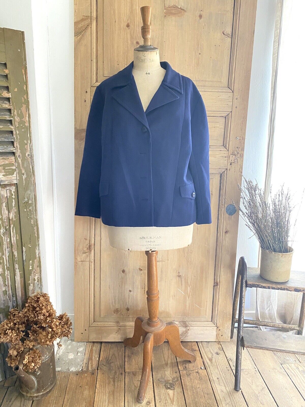 Vintage French woman blue JACKET tailored COLLAR c 1950