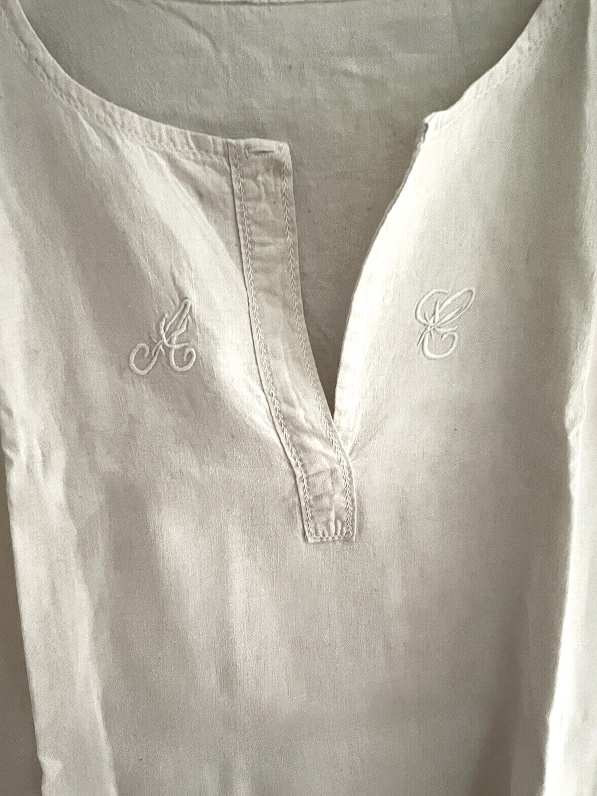 Antique French linen cotton  NIGHTSHIRT festons AC mono c1900