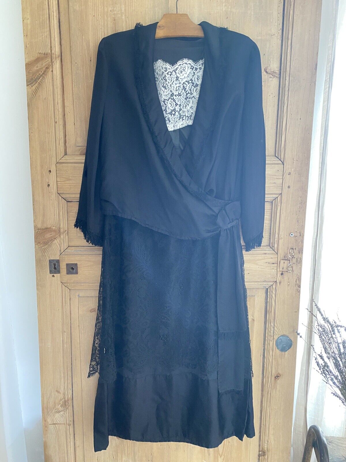 Années Folles French black SILK DRESS & BLOUSE SHAWL c1920