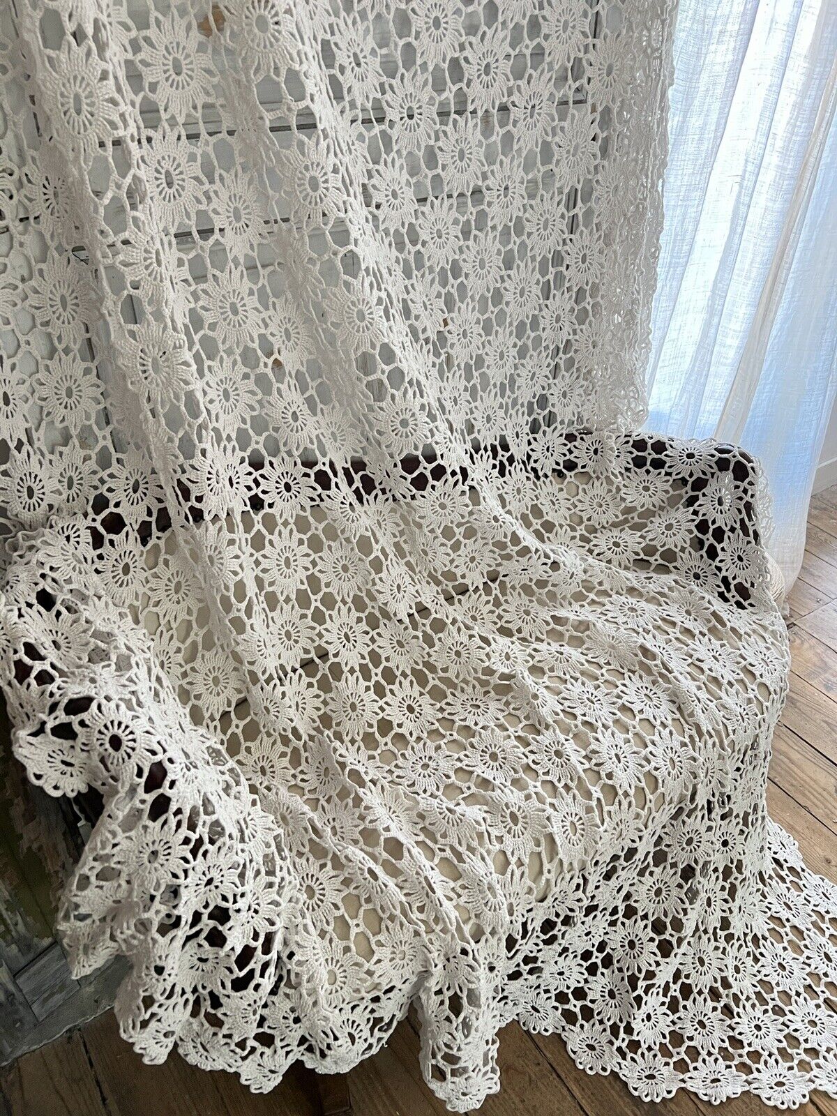 Vintage French floral FILET LACE BEDSPREAD c1930