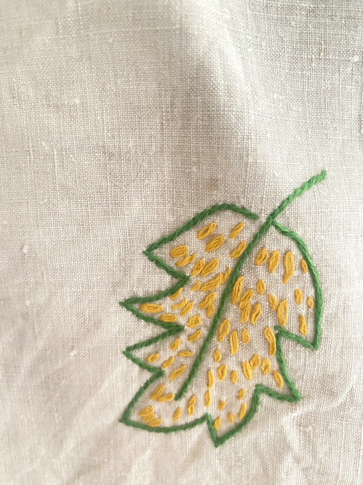 Vintage French linen DOILY EMBROIDERY exercise OPENWORKS FOLIAGE napperon c1930