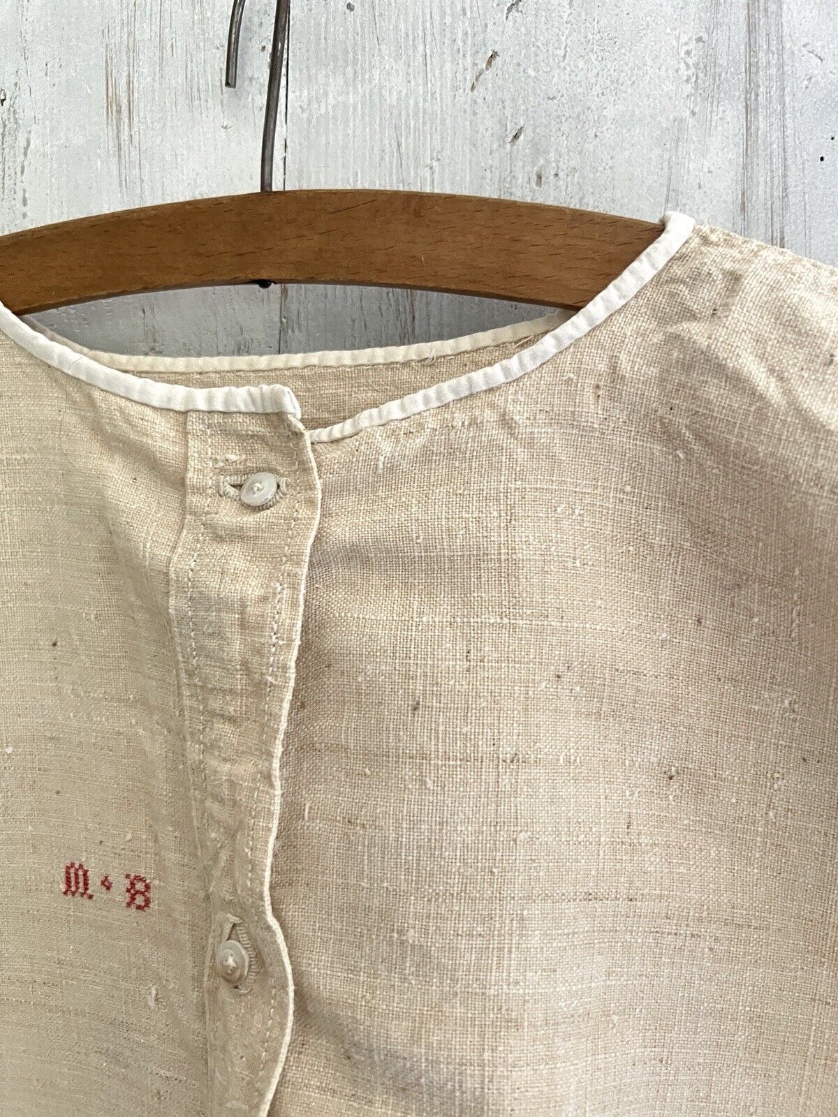 Rare PRIMITIVE unused French heavy oatmeal LINEN nightshirt MB mono c1820