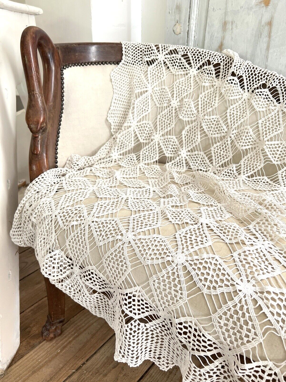 Vintage French FILET LACE textile TABLECLOTH bedspread c1930