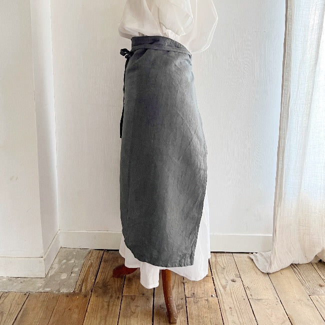 Chef's apron in old linen dyed gray