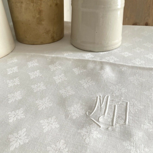 Nappe trousseau lin monogramme MJI 1930 Les Toiles Blanches